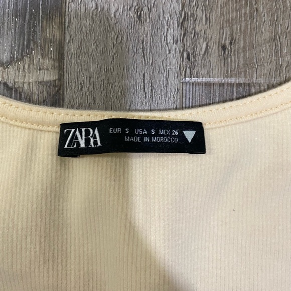 Zara plunge neck bodysuit! - Picture 2 of 4